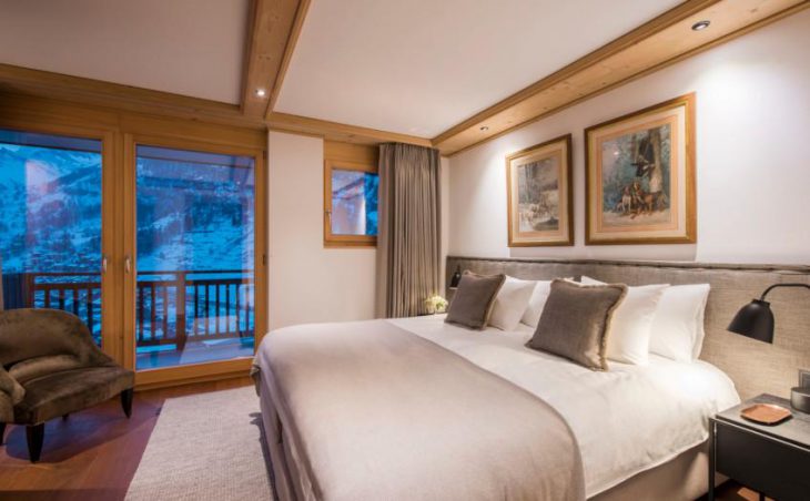Haus Leytron, Zermatt, Double Bedroom